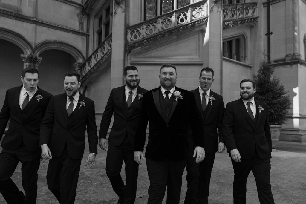 biltmore estate groomsmen photos