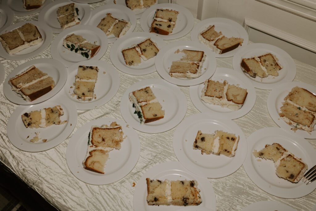 wedding-cake-slices-being-served