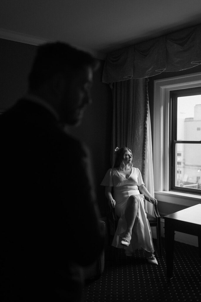 editorial couples portraits with an old money aesthetic at the hotel Sorrento 